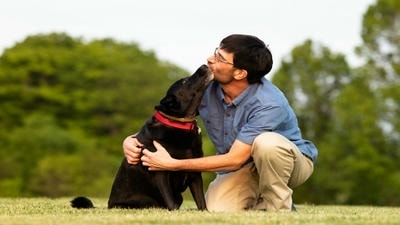 How to Capture Emotions in Pet Photography: Telling a Story Through Your Images
